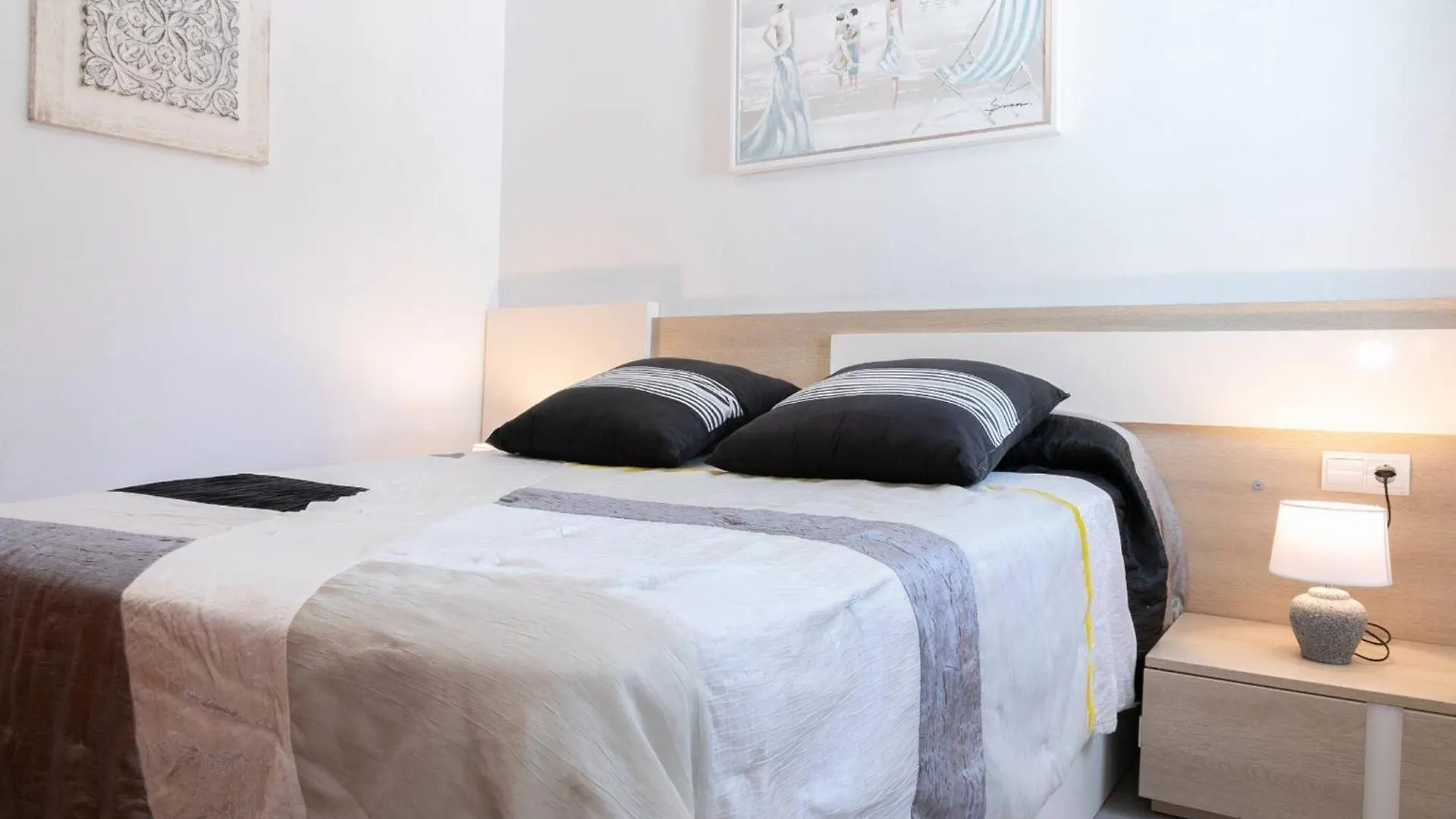 Holiday home Agustina - Casa Adosada En Riumar Con Jardin, Barbacoa Y Cerca Del Mar - Deltavacaciones Spain