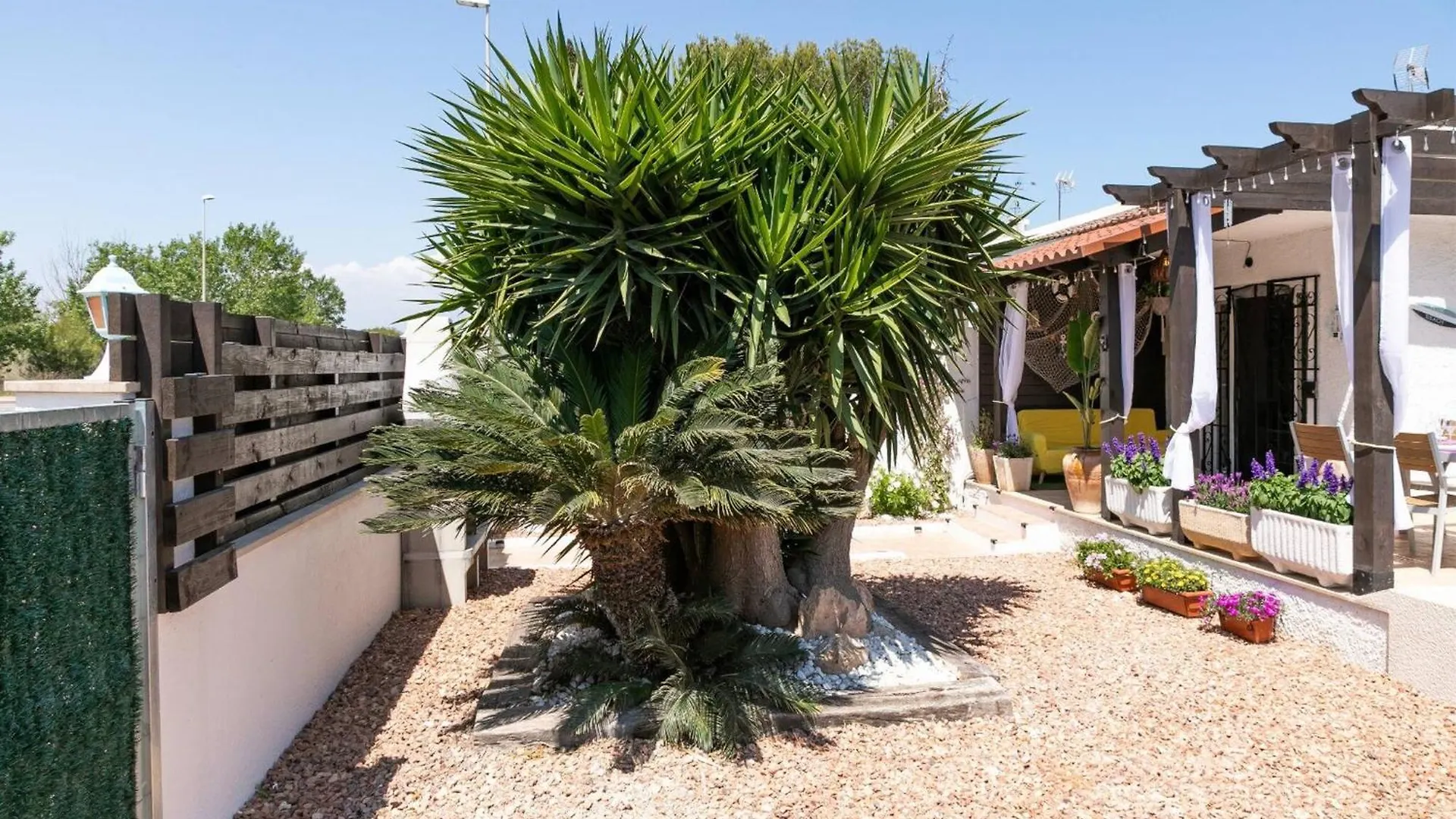 Agustina - Casa Adosada En Riumar Con Jardin, Barbacoa Y Cerca Del Mar - Deltavacaciones 0*,  Spain