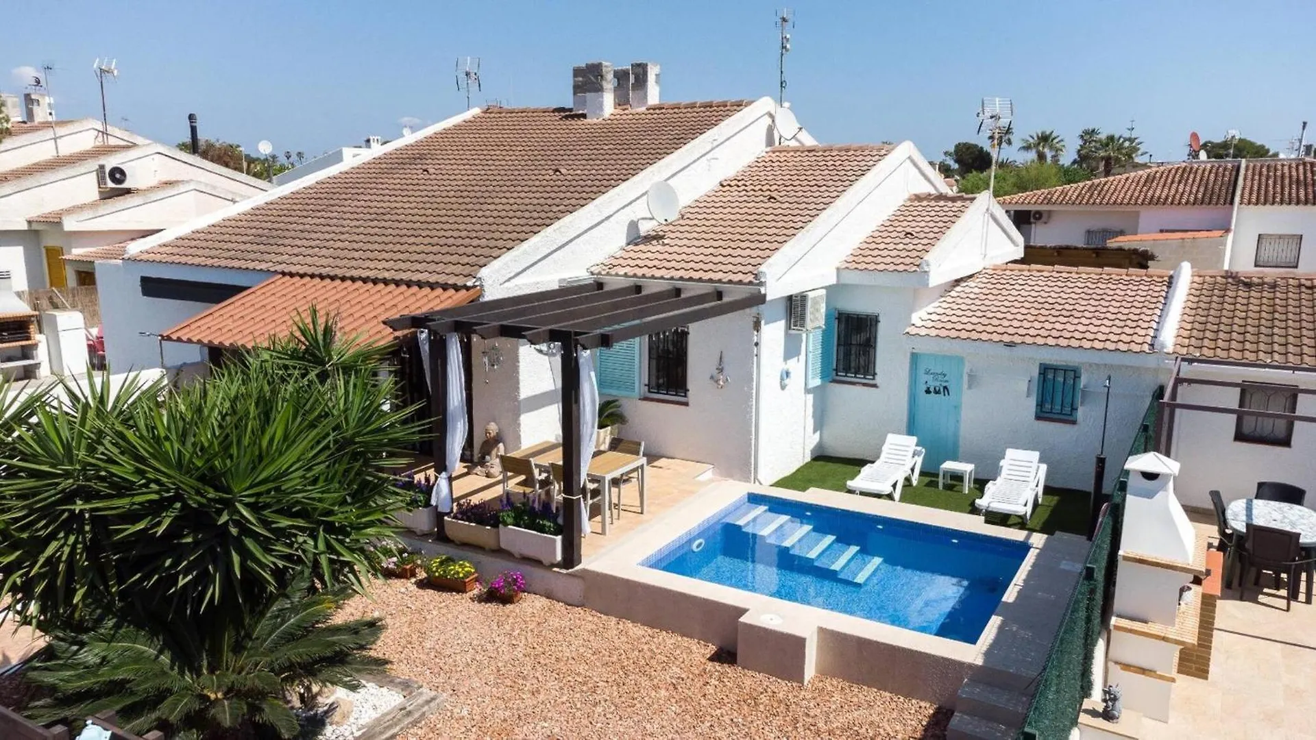 Agustina - Casa Adosada En Riumar Con Jardin, Barbacoa Y Cerca Del Mar - Deltavacaciones